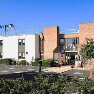 Hotel Ibis Budget Ferrand - Le Brezet - Aeroport Clermont-Ferrand